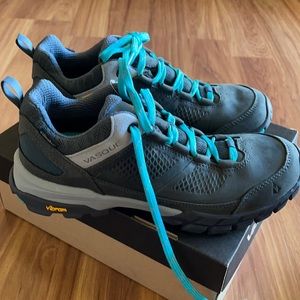 Vasque hiking shoes - Brand new women’s size 10